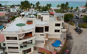 Hotel La Laguna Galapagos